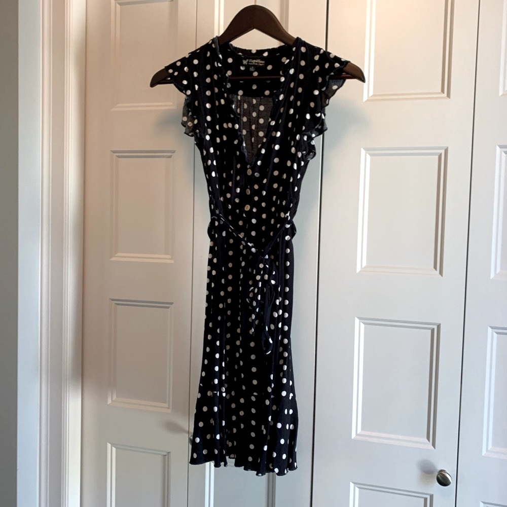 Light Papillon Polka-Dot Dress